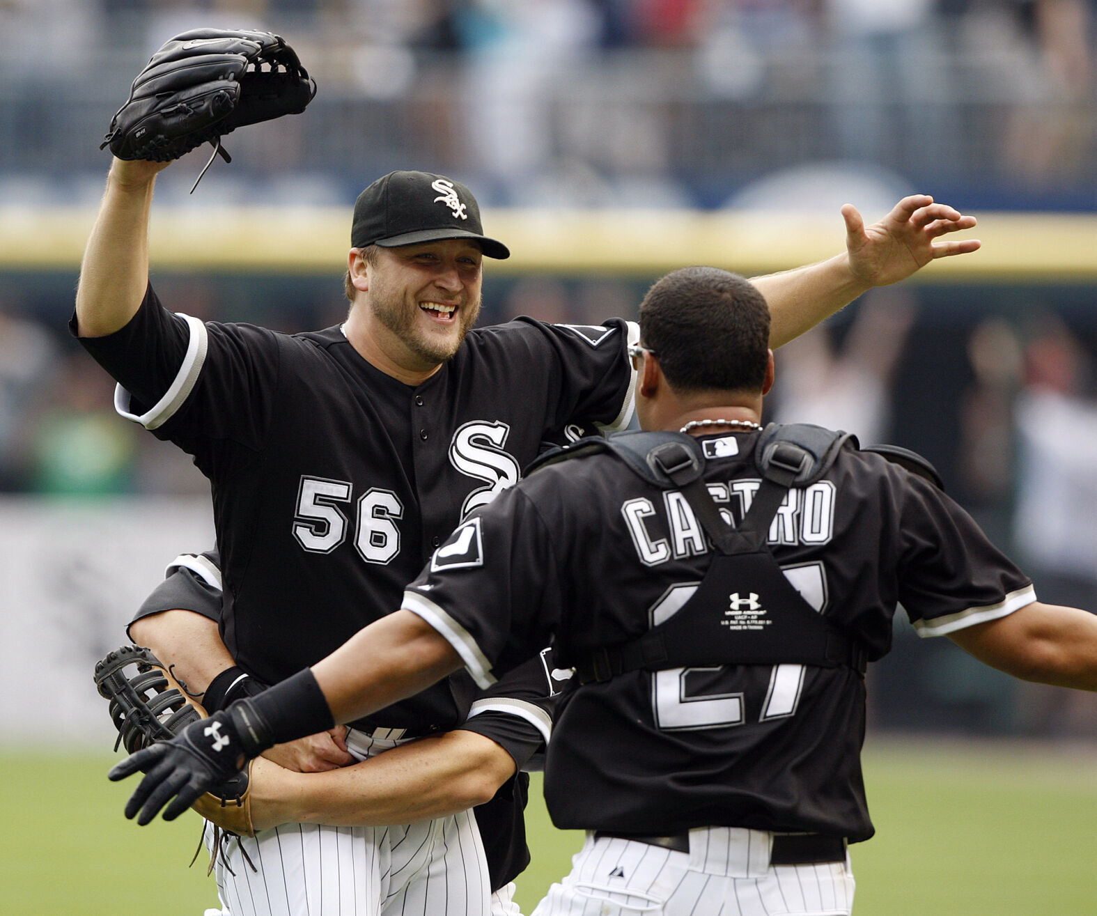 2009: Mark Buehrle pitches 18th perfect game in major league history